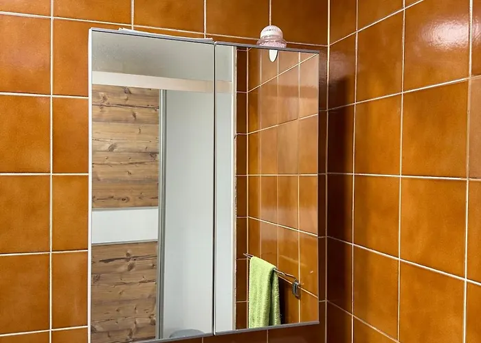 Cozy & Renovated In A Practical Location Lubiana