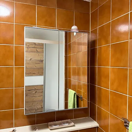 Cozy & Renovated In A Practical Location Liubliana