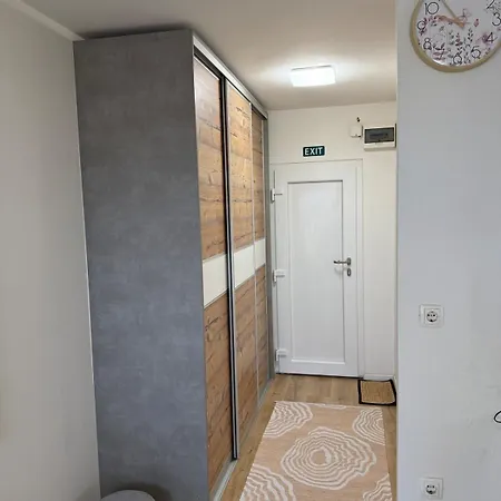 Cozy & Renovated In A Practical Location